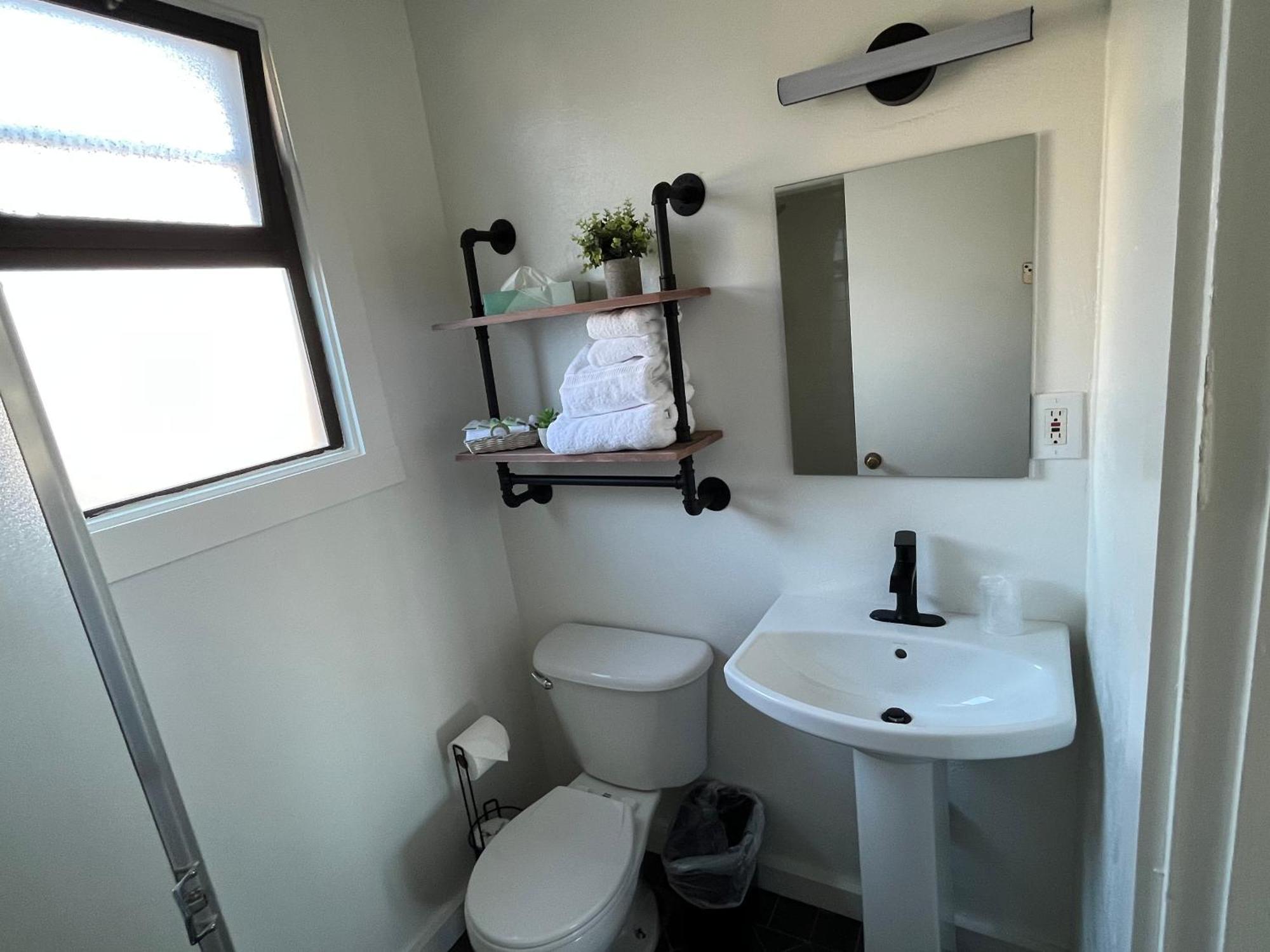 Sea Breeze Motel Pacifica Zewnętrze zdjęcie